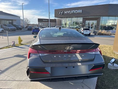 New 2026 Hyundai Elantra SEL Sport Premium image 6