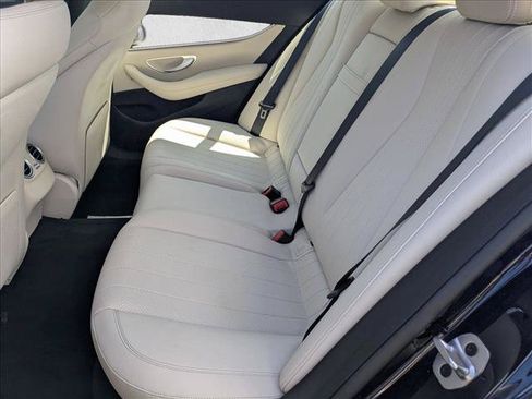 Used 2020 Mercedes-Benz E 350 4MATIC Sedan image 20