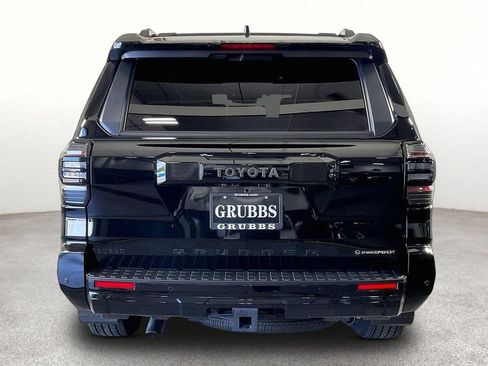 Used 2025 Toyota 4Runner Platinum AWD/4WD image 5