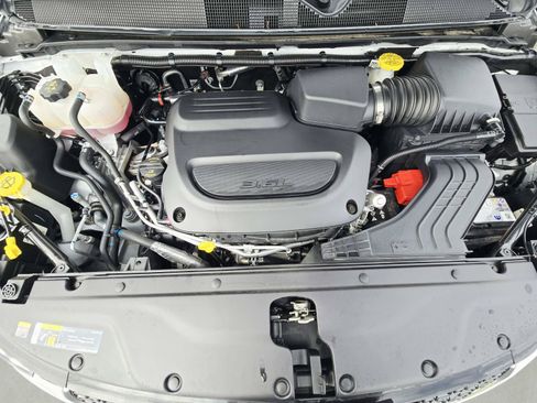 Used 2026 Chrysler Pacifica Select FWD image 21
