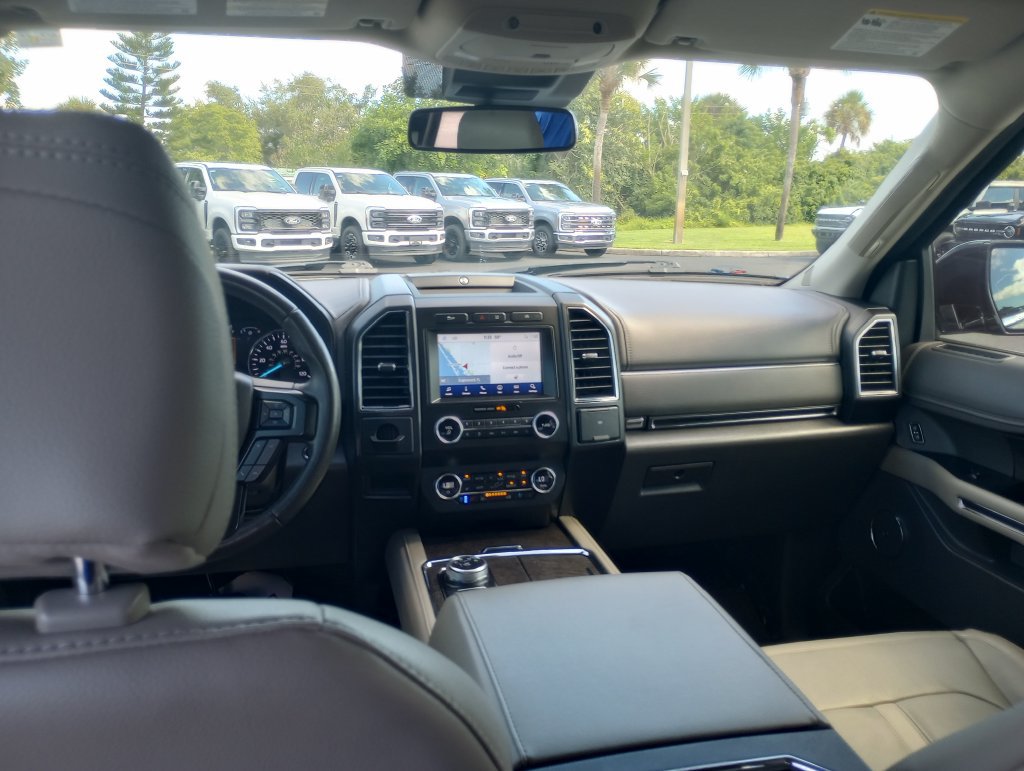 Used 2020 Ford Expedition Limited RWD image 21
