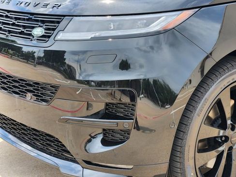 New 2026 Land Rover Range Rover Sport Dynamic SE AWD/4WD image 8