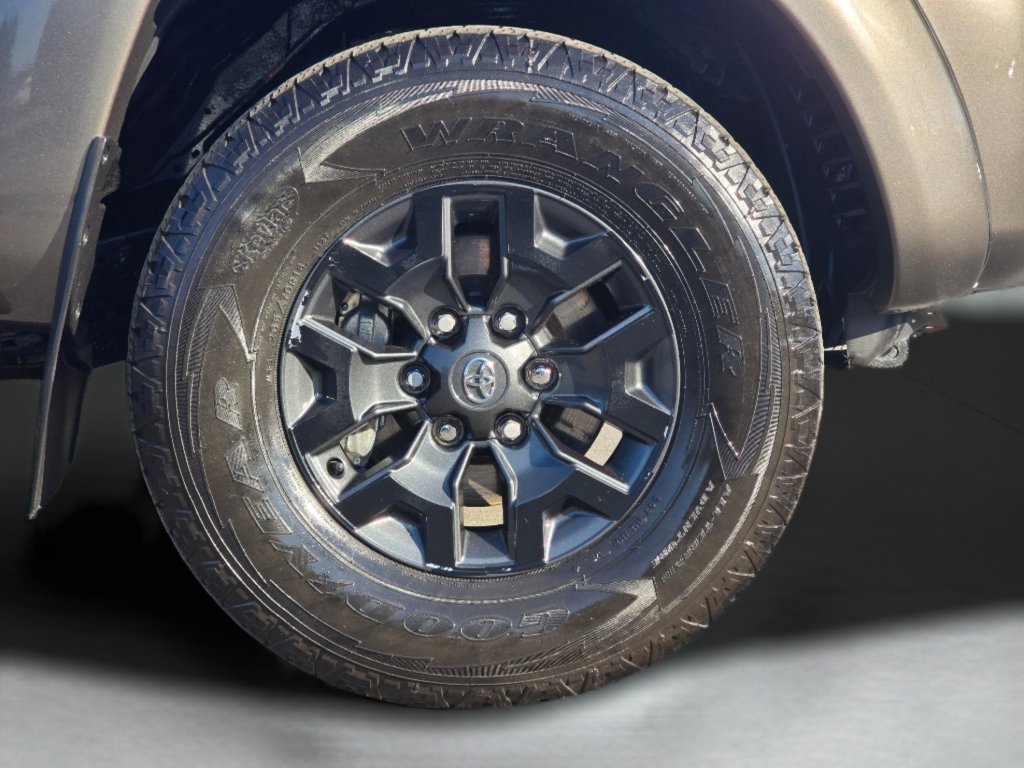 Used 2010 Toyota Tacoma 4x4 Access Cab V6 image 30