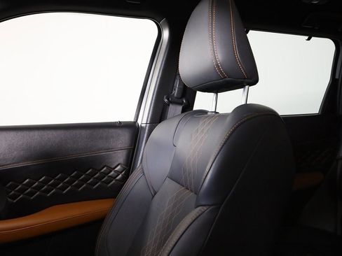 Used 2022 Mitsubishi Outlander SEL image 40