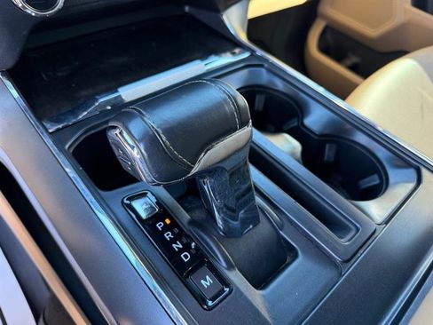 Used 2022 Ford F150 Lariat w/ FX4 Off-Road Package image 12