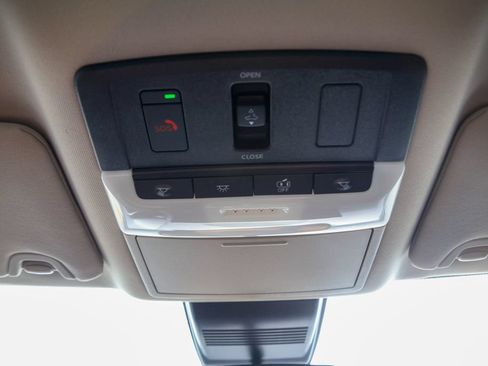 Used 2023 Nissan Altima 2.5 SL AWD/4WD image 19