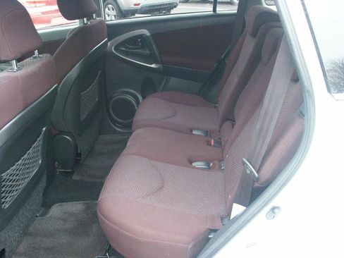 Used 2007 Toyota RAV4 Sport image 7