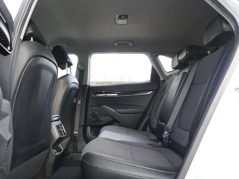 Used 2023 Kia Seltos S w/ Navigation Package image 39