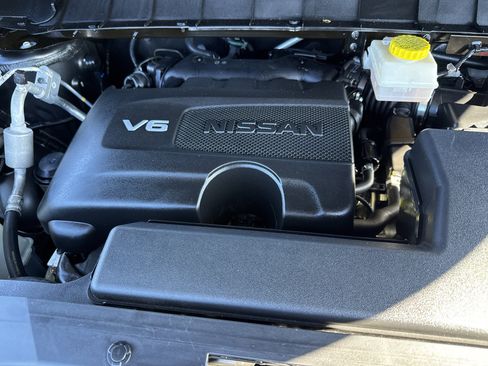 Used 2022 Nissan Pathfinder SV image 31