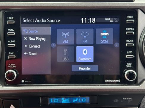 Used 2021 Toyota Tacoma TRD Off-Road AWD/4WD image 23