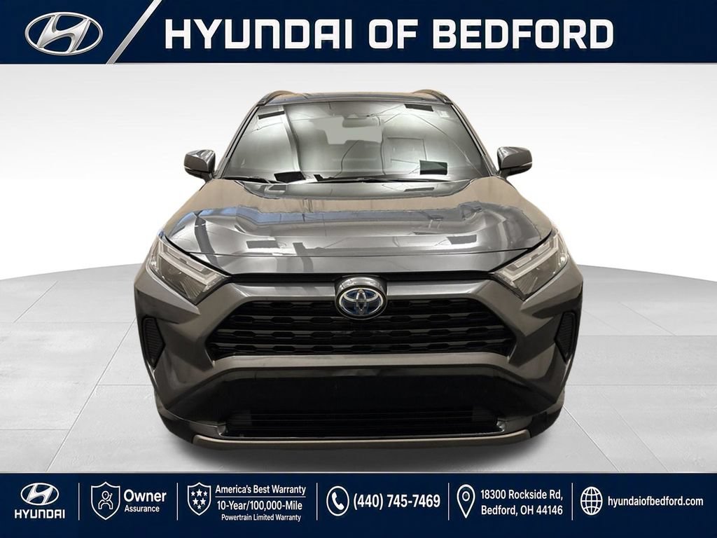 Used 2023 Toyota RAV4 SE w/ Convenience Package AWD/4WD image 2