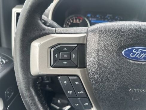 Used 2018 Ford F150 Lariat image 24