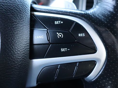 Used 2018 Dodge Charger GT image 30