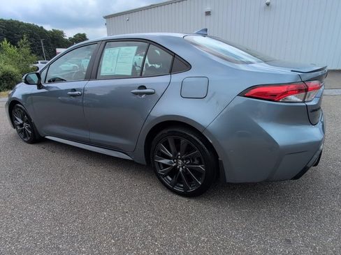 Used 2024 Toyota Corolla SE FWD image 4