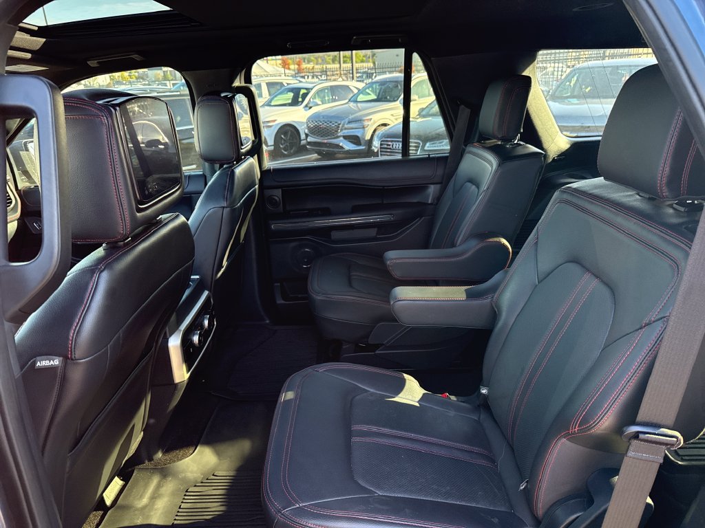 Used 2023 Ford Expedition Limited AWD/4WD image 25