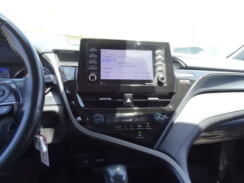 Certified 2023 Toyota Camry SE FWD image 25