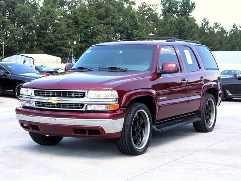 Used 2002 Chevrolet Tahoe LS w/ Traction Pkg RWD image 3