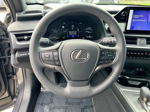 Certified 2025 Lexus UX 300h FWD w/ Accessory Package (Z2) image 13