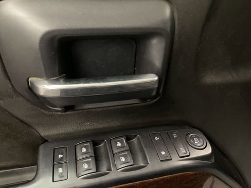 Used 2015 GMC Sierra 2500 SLE image 16