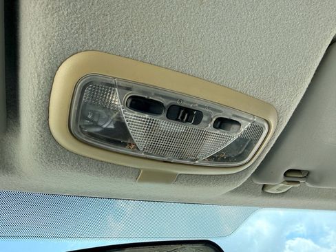 Used 2006 Ford Focus SE FWD image 30