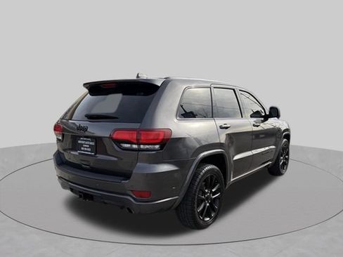 Used 2020 Jeep Grand Cherokee Altitude AWD/4WD image 6