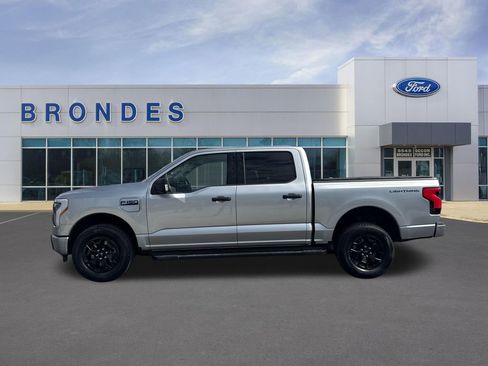 Used 2025 Ford F150 Lightning XLT image 1