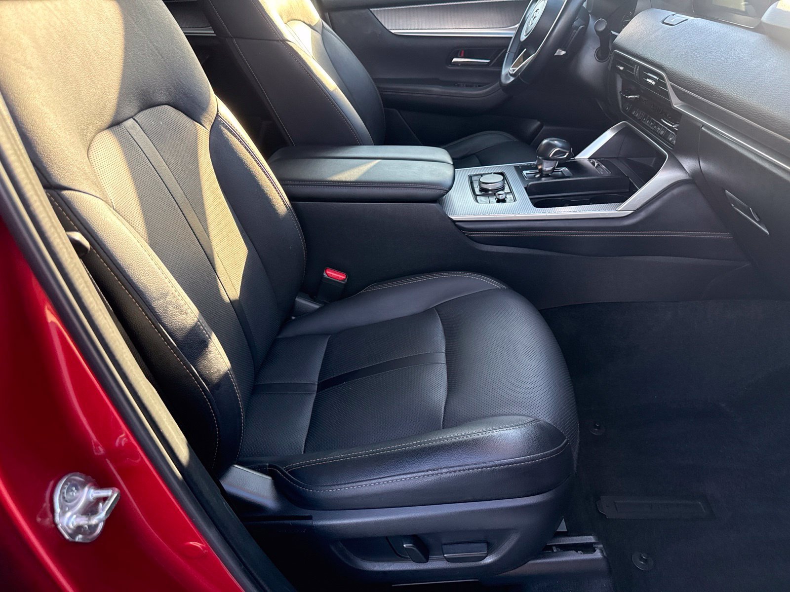 Certified 2024 MAZDA CX-90 3.3 Turbo w/ Preferred Plus AWD/4WD image 27