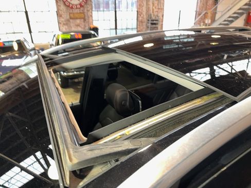 Used 2015 Mercedes-Benz GL 450 4MATIC image 55