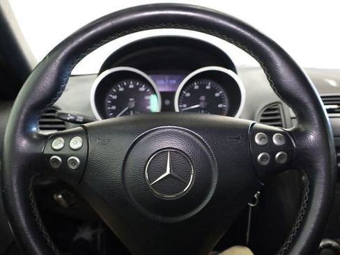 Used 2005 Mercedes-Benz SLK 350 image 16