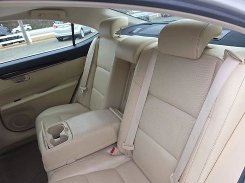 Used 2013 Lexus ES 350 image 43