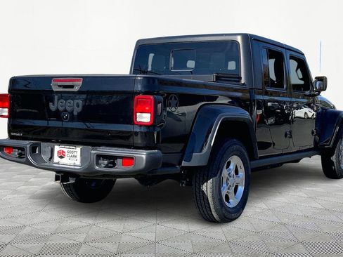 Used 2021 Jeep Gladiator Sport image 5