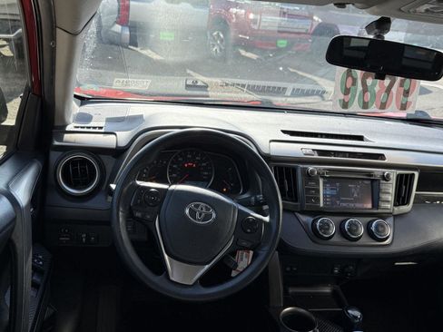 Used 2015 Toyota RAV4 LE AWD/4WD image 11