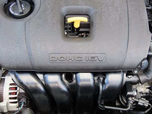 Used 2025 Kia Seltos EX image 11