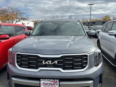 New 2025 Kia Telluride S
