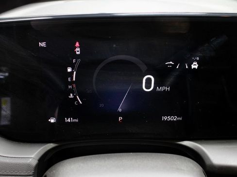 Used 2024 Buick Encore GX Sport Touring w/ Advanced Technology Package AWD/4WD image 28