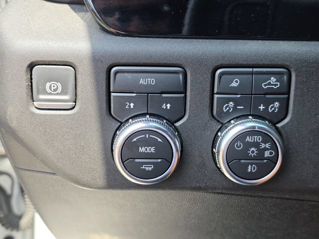 Used 2025 GMC Sierra 1500 SLT AWD/4WD image 32