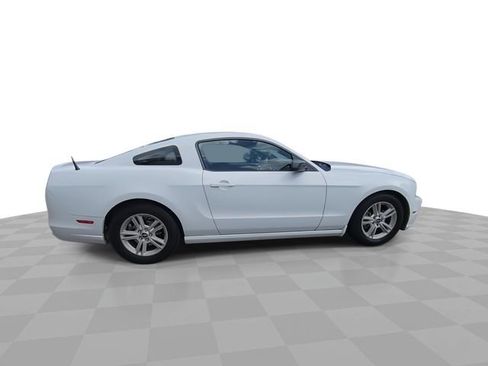 Used 2014 Ford Mustang Coupe image 9