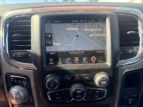 Used 2016 RAM 1500 Laramie w/ Convenience Group AWD/4WD image 15