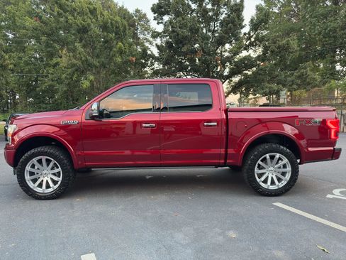 Used 2018 Ford F150 Platinum w/ Equipment Group 701A Luxury AWD/4WD image 12