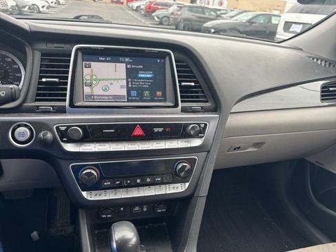 Used 2018 Hyundai Sonata Limited w/ Limited Ultimate Package 03 image 14