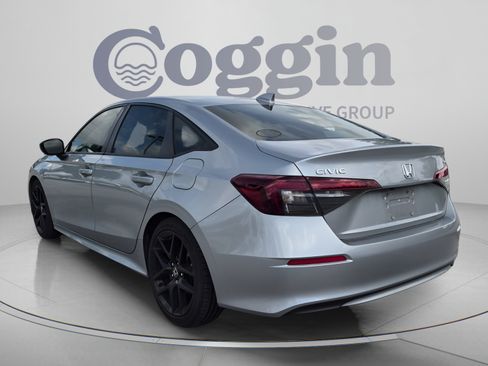 Certified 2025 Honda Civic Sport image 4