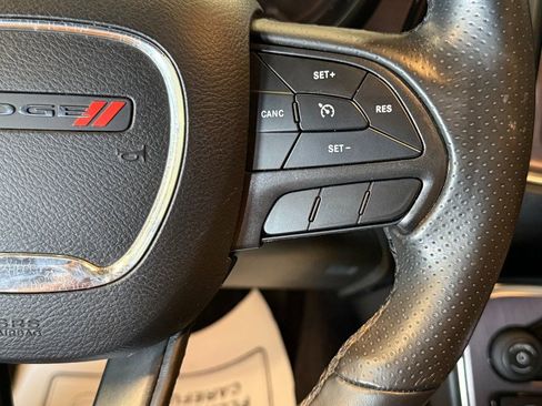 Used 2018 Dodge Challenger SXT w/ Blacktop Package image 11