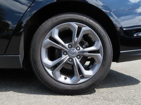 Used 2024 Honda Accord EX image 8