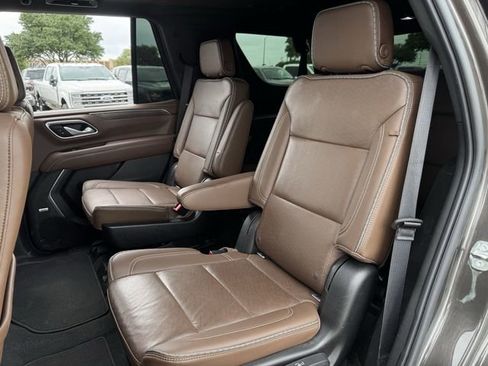 Used 2021 Chevrolet Tahoe High Country w/ Premium Package image 29