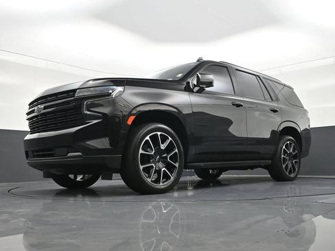 Used 2024 Chevrolet Tahoe RST w/ Luxury Package RWD image 28