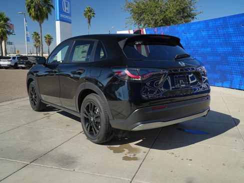 New 2026 Honda HR-V Sport image 9