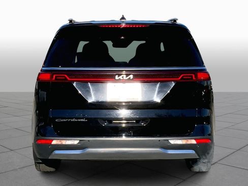 Used 2022 Kia Carnival SX Prestige image 4