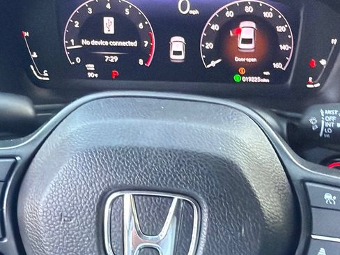 Used 2025 Honda Accord SE image 7