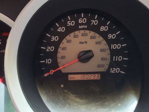 Used 2009 Toyota Tacoma PreRunner RWD image 12