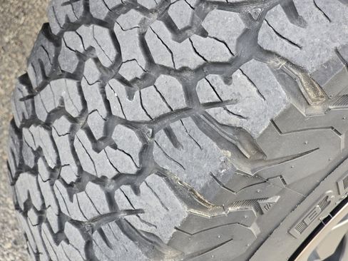 Used 2016 Toyota Tacoma Limited w/ Towing Package image 28